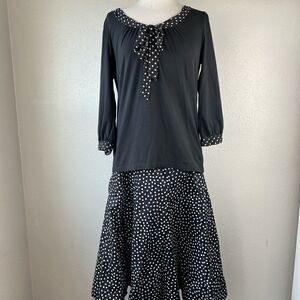 Jones New York Signature Top & Matching Skirt EUC